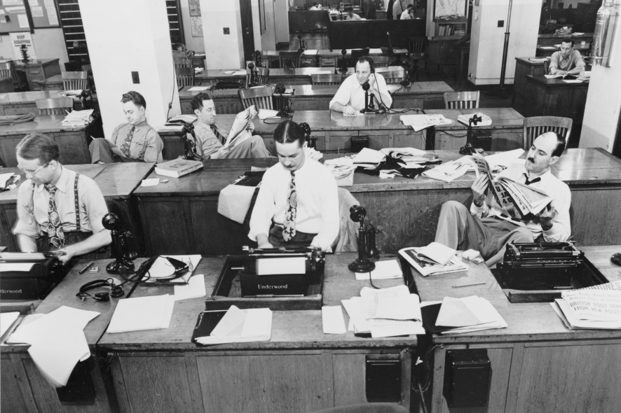 The_New_York_Times_newsroom_1942